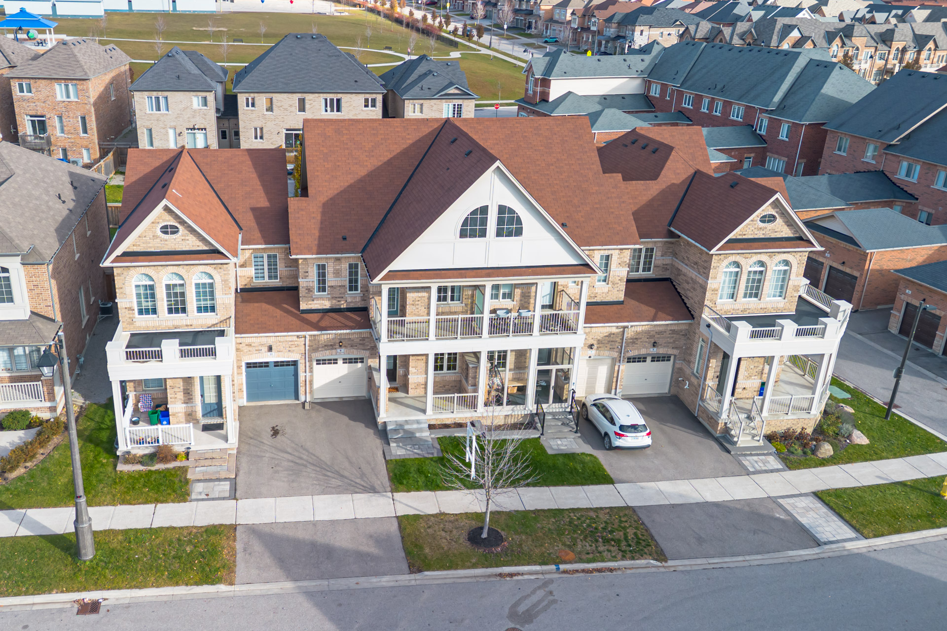 9 Aksel Rinck Drive, Markham